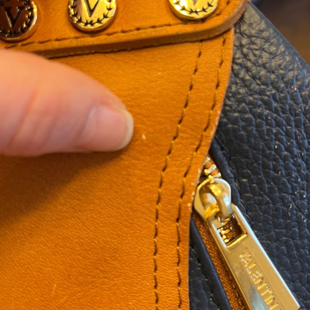 Valentina Italian leather convertible sling backpack in blue/tan pebbled leather - Picture 13 of 13